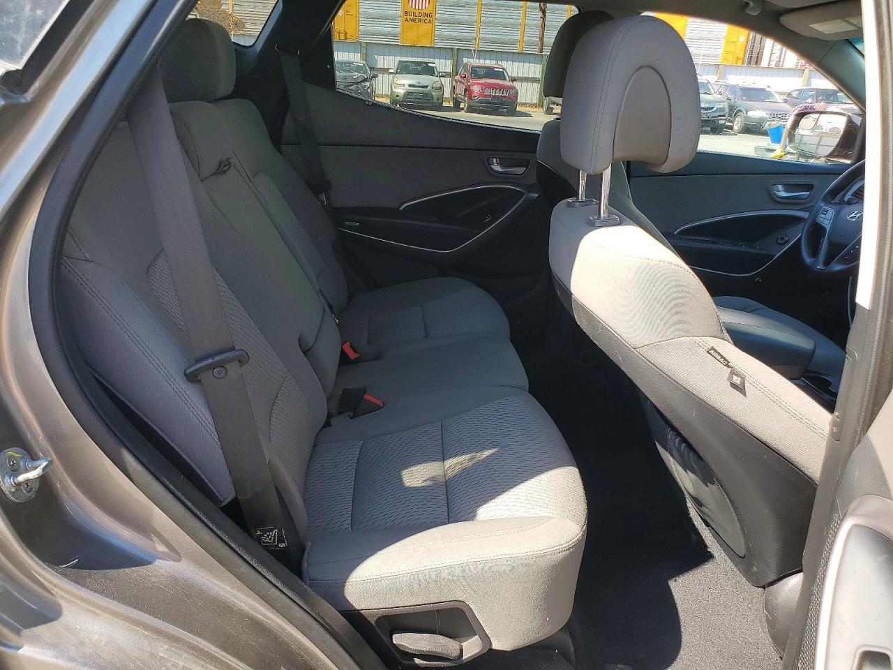 2015 Hyundai Santa Fe Sport 2.4L - zdjęcie 11