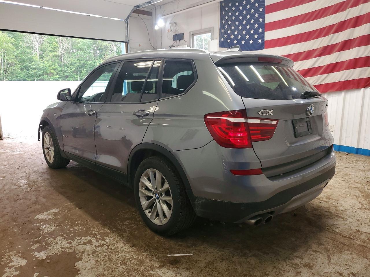 2016 BMW X3 xDrive28I - zdjęcie 2