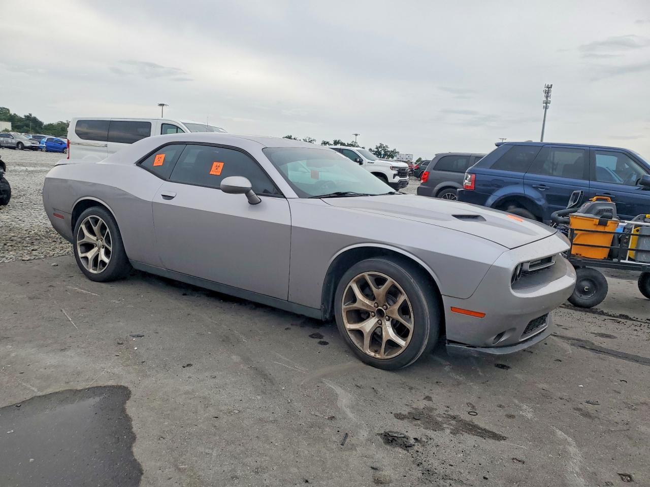 2016 Dodge Challenger Sxt - zdjęcie 4