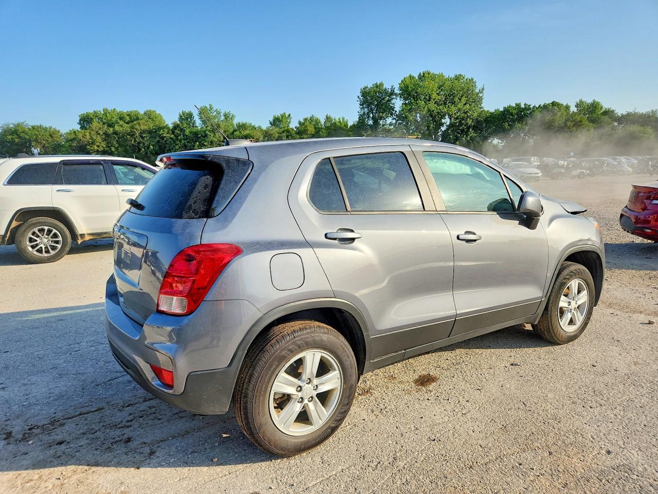 2020 Chevrolet Trax Ls - zdjęcie 3