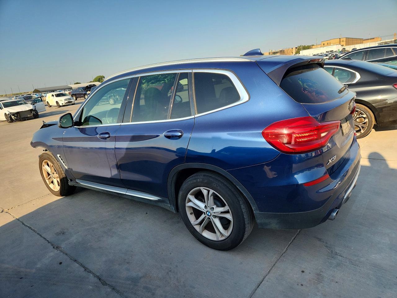 2020 BMW X3 Sdrive30I - zdjęcie 2