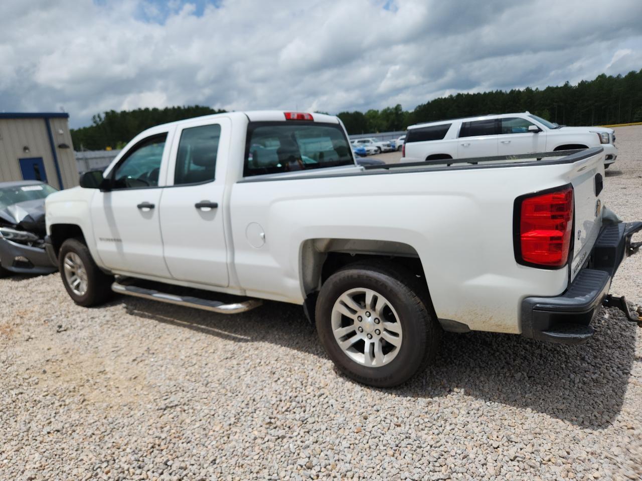 2014 Chevrolet Silverado C1500 - zdjęcie 2