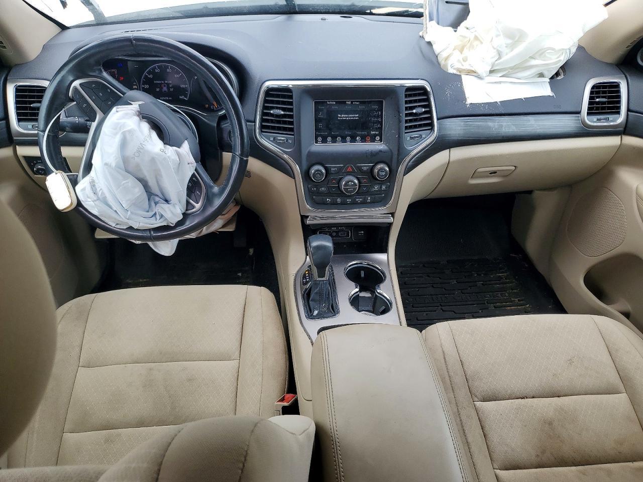 2021 Jeep Grand Cherokee Laredo - zdjęcie 8