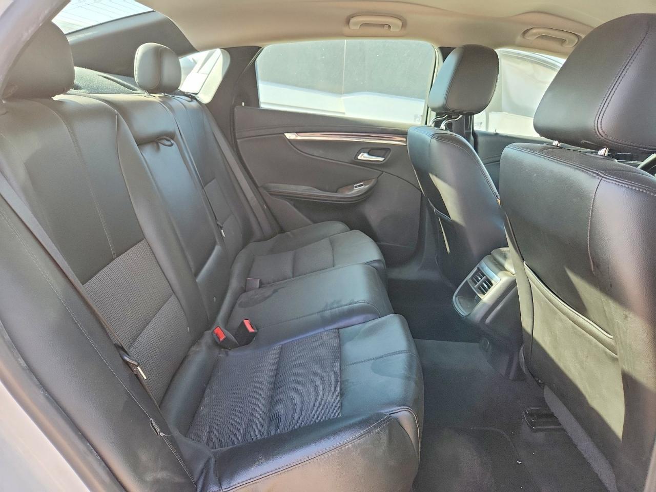 2015 Chevrolet Impala Lt - zdjęcie 10