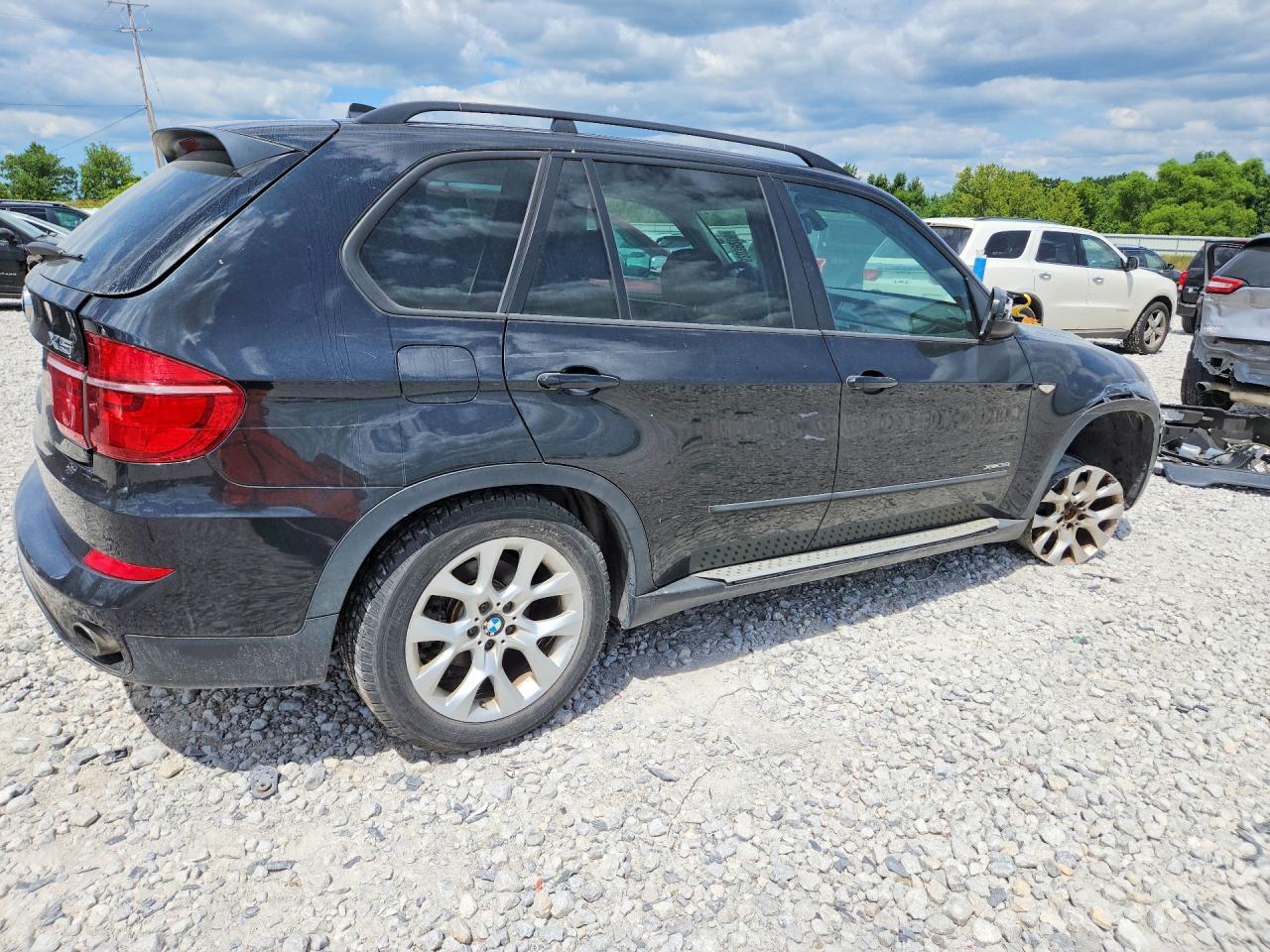 2013 BMW X5 xDrive35I - zdjęcie 3