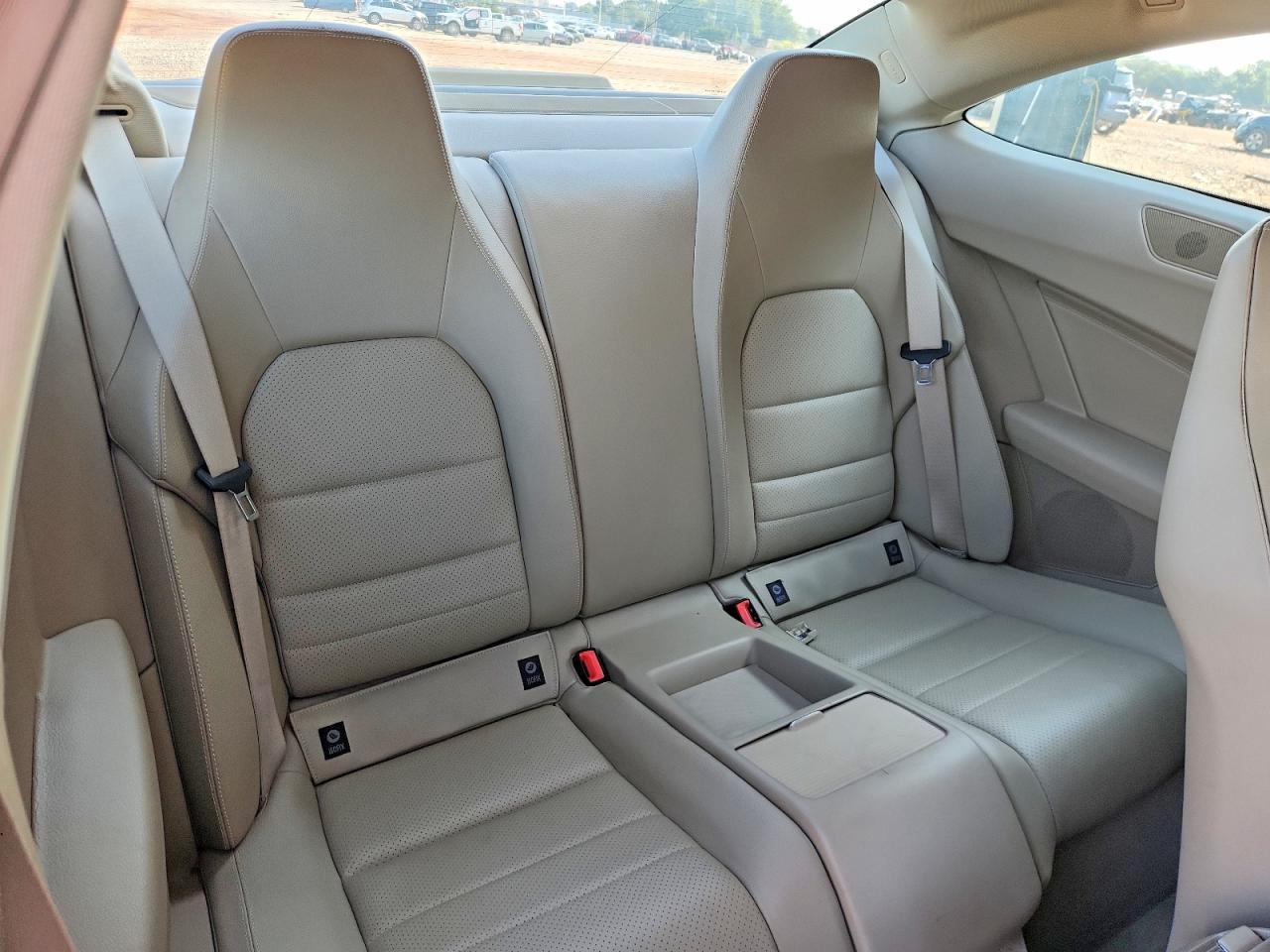 2015 Mercedes-Benz C 250 - zdjęcie 10