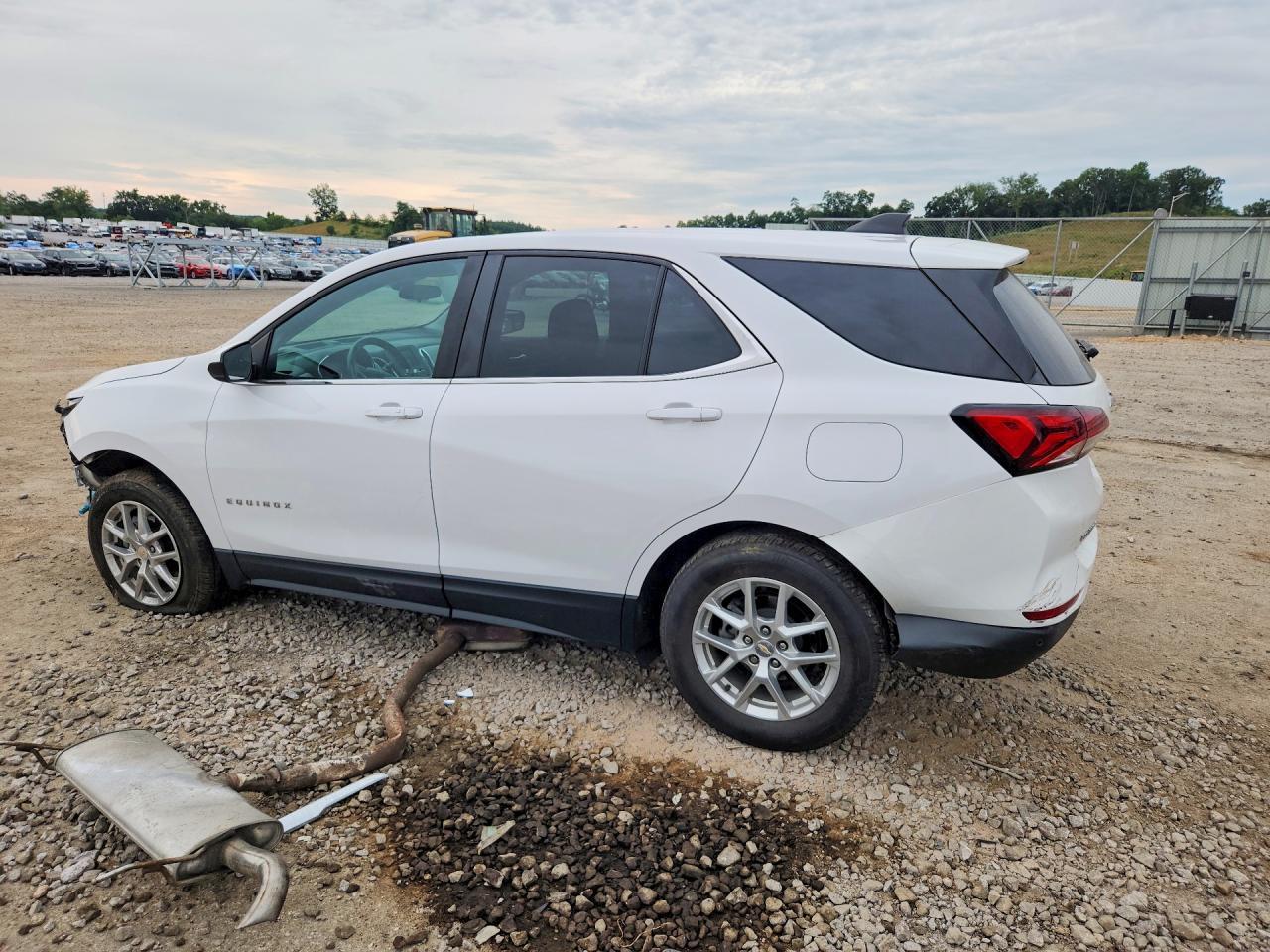 2022 Chevrolet Equinox Lt - zdjęcie 2