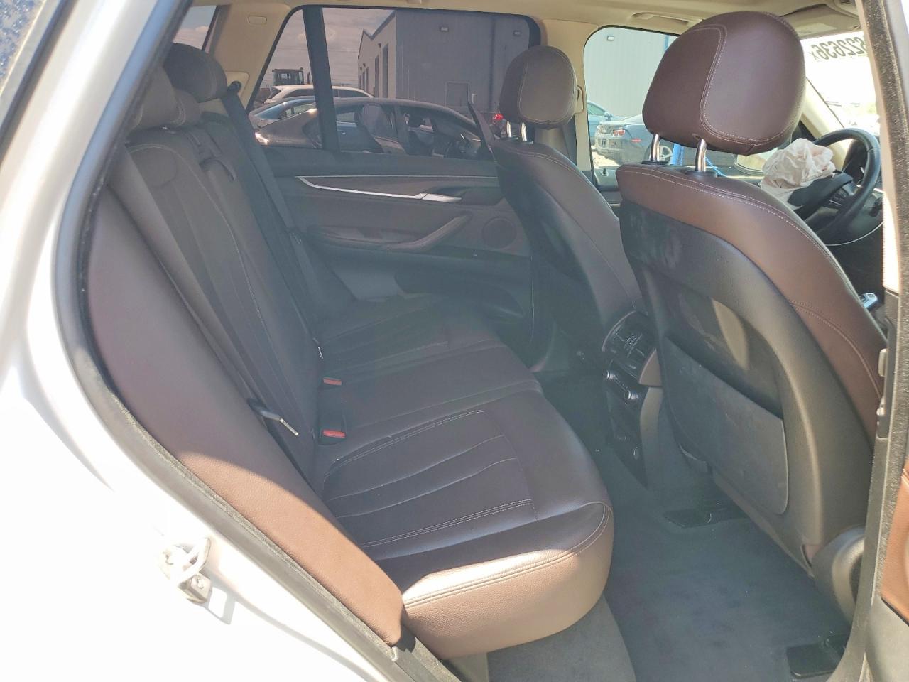 2015 BMW X5 xDrive35I - zdjęcie 11