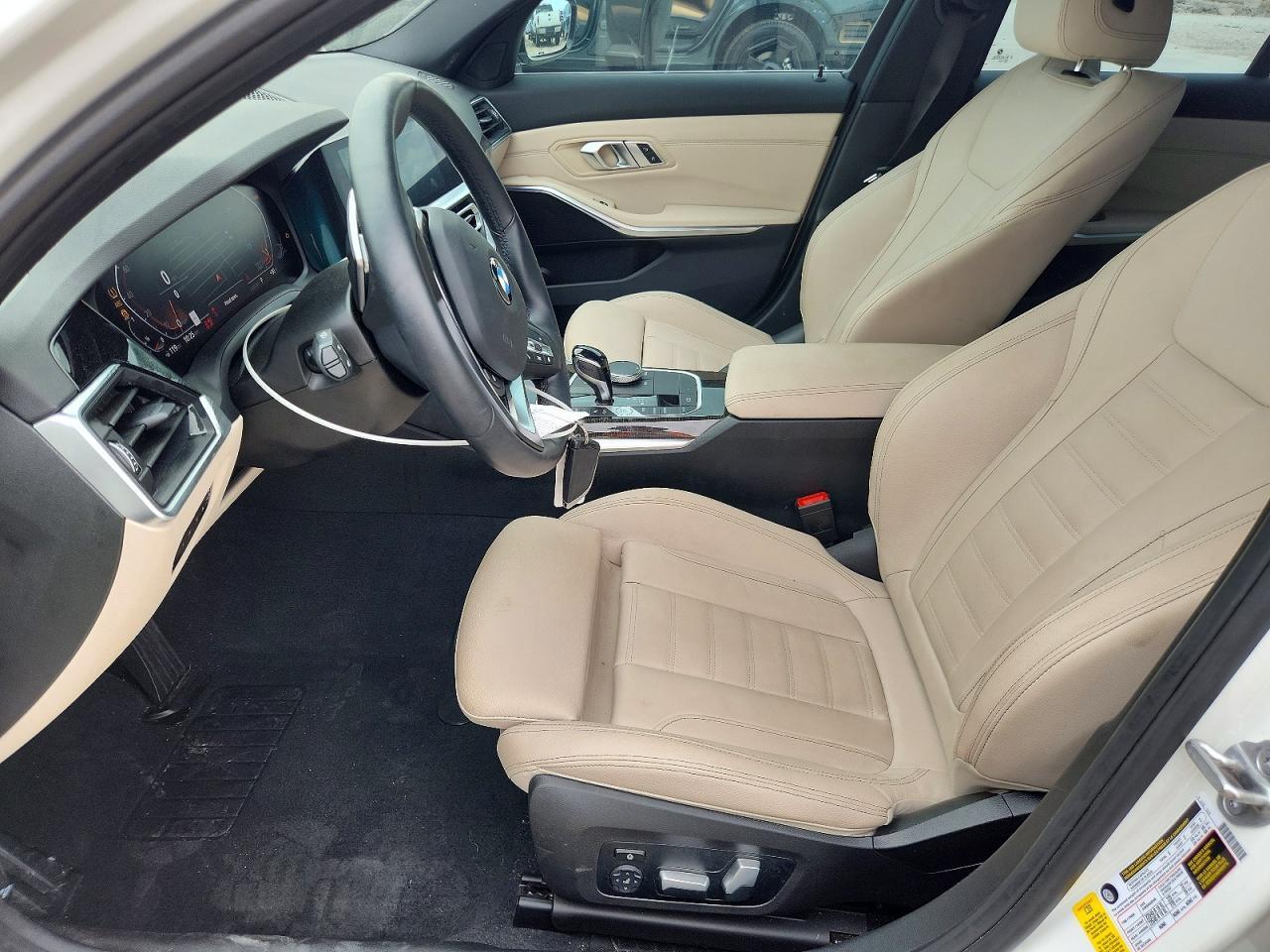 2022 BMW 330I - zdjęcie 7