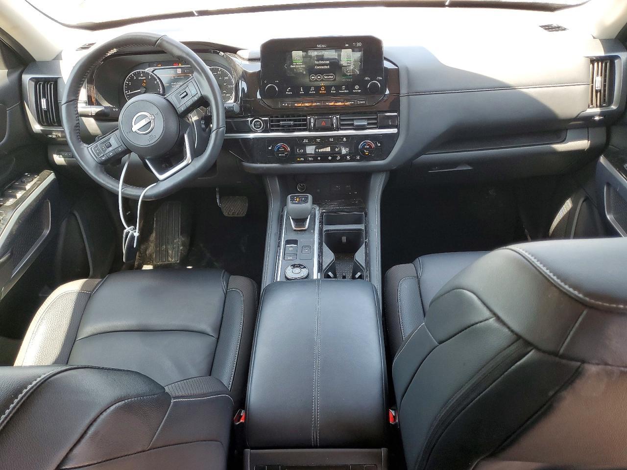 2024 Nissan Pathfinder Sl - zdjęcie 8