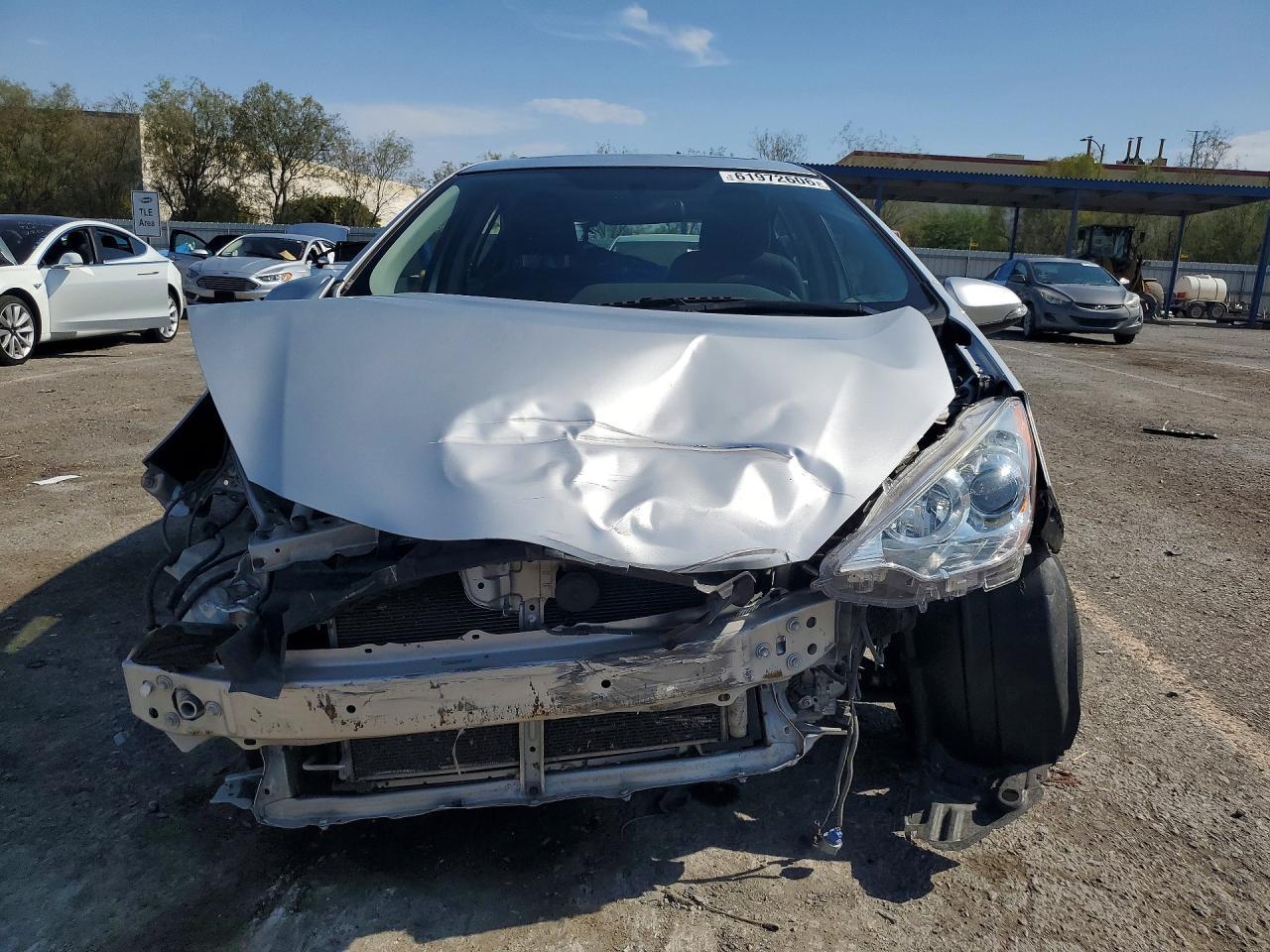 2014 Toyota Prius C Three - zdjęcie 5