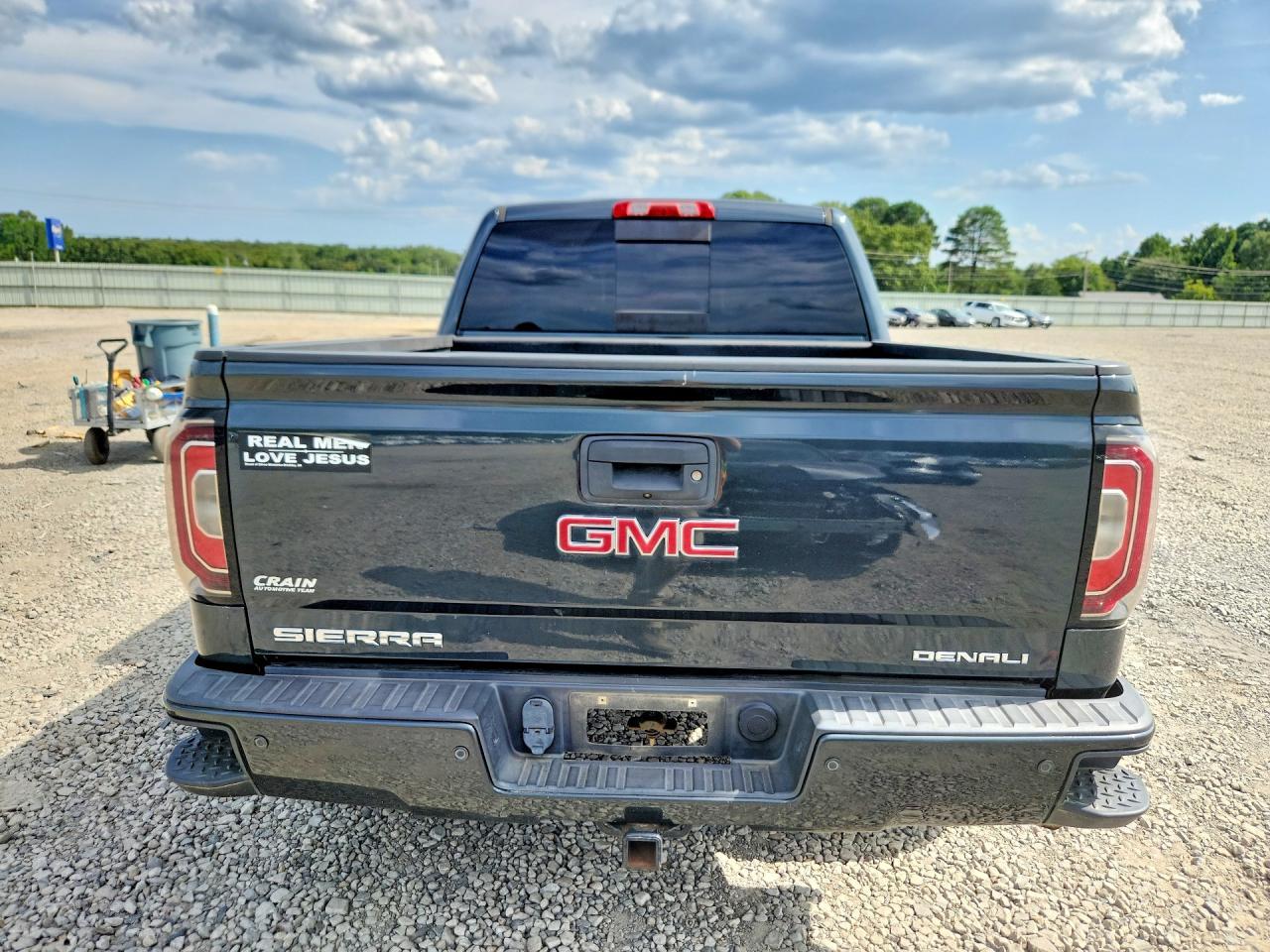2017 GMC Sierra K1500 Denali - zdjęcie 6