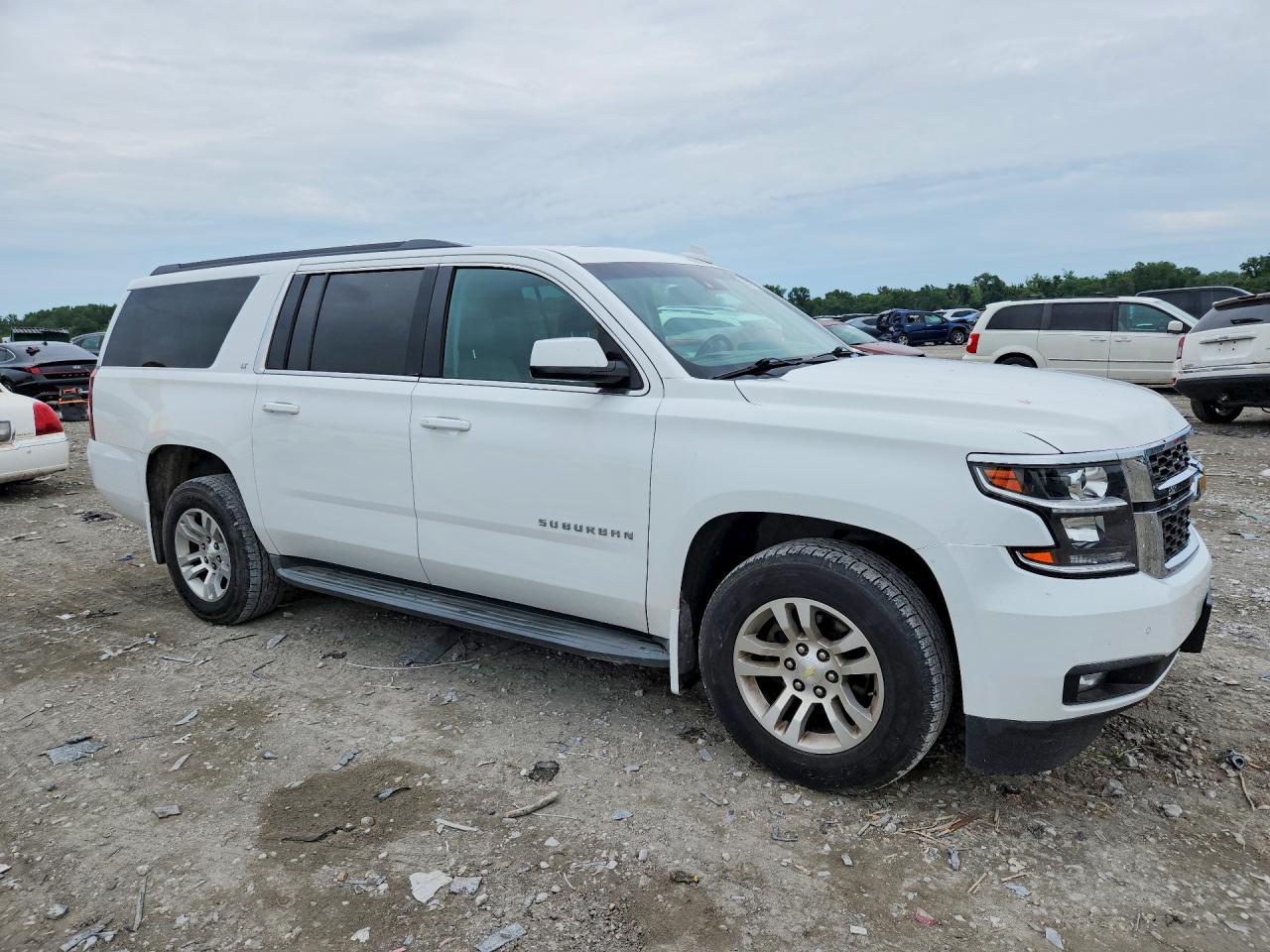 2015 Chevrolet Suburban K1500 Lt - zdjęcie 4