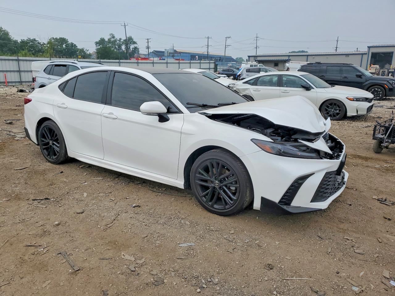 2025 Toyota Camry Se - zdjęcie 4