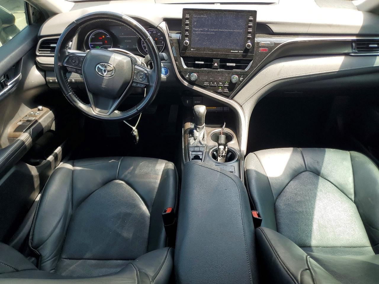 2021 Toyota Camry Xse - zdjęcie 8