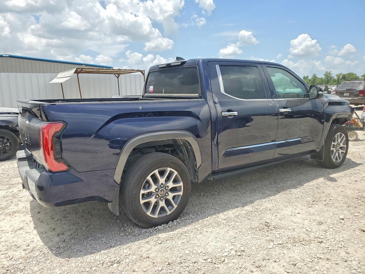 2024 Toyota Tundra 1794 Edition - zdjęcie 3
