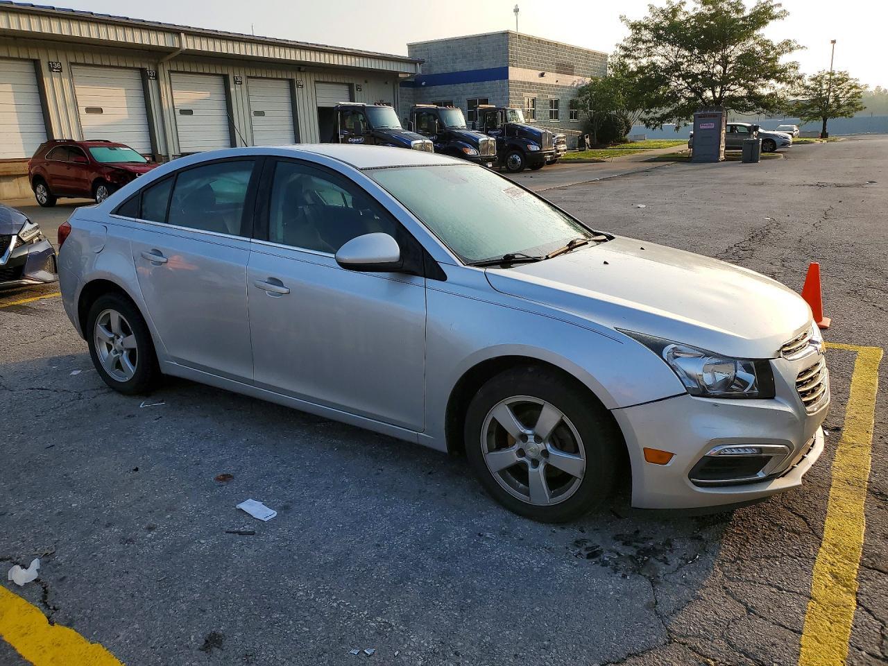 2016 Chevrolet Cruze Limited Lt - zdjęcie 4