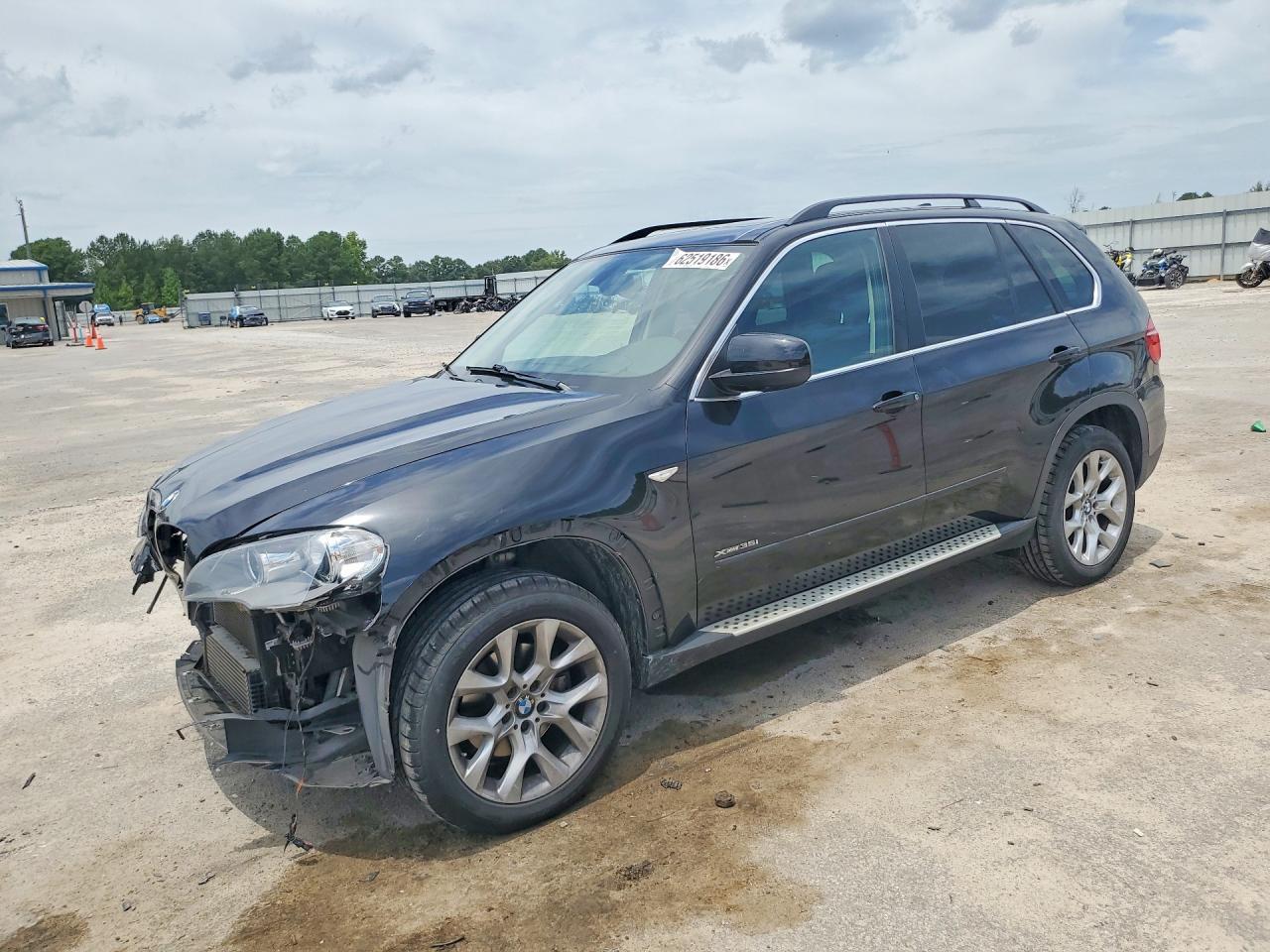 2013 BMW X5 xDrive35I - zdjęcie główne
