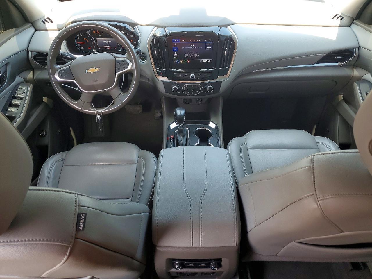 2021 Chevrolet Traverse Lt - zdjęcie 8
