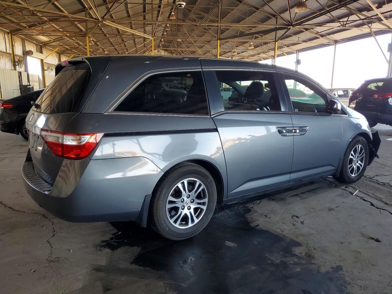 2013 Honda Odyssey Exl - zdjęcie 3