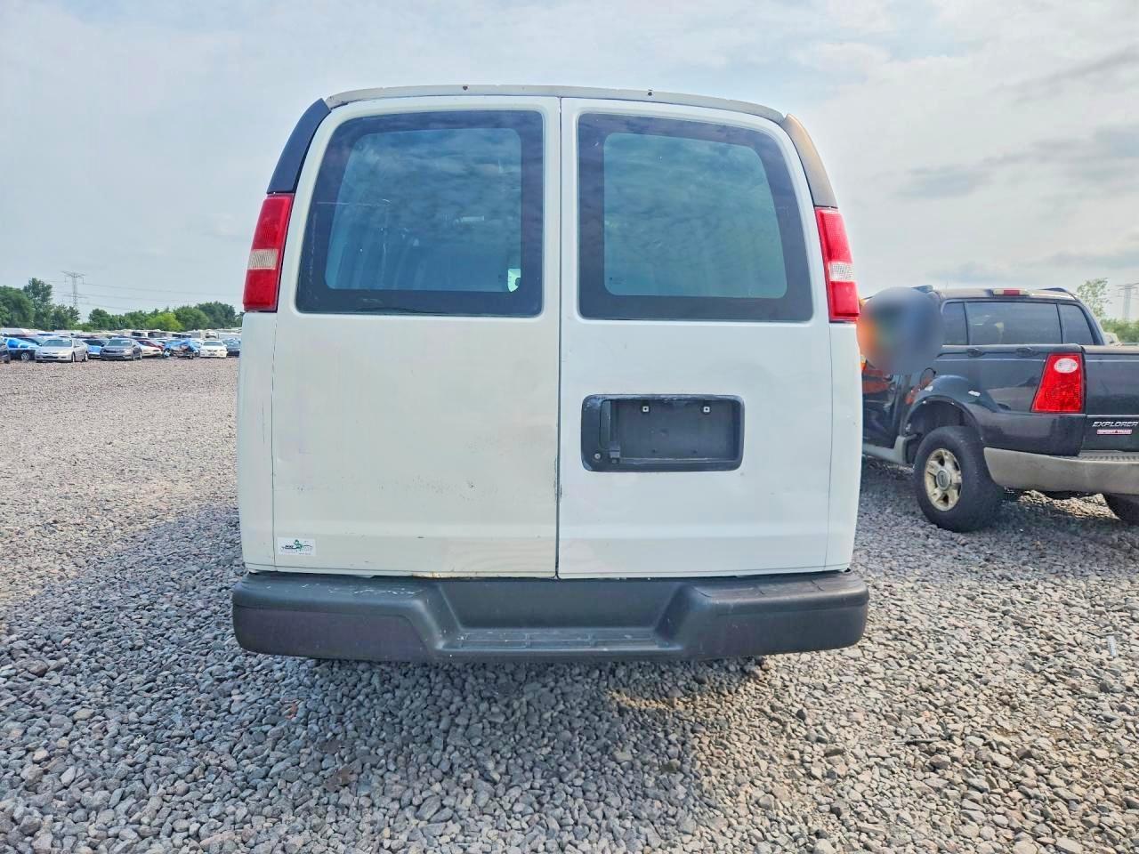 2019 Chevrolet Express G2500 - zdjęcie 6
