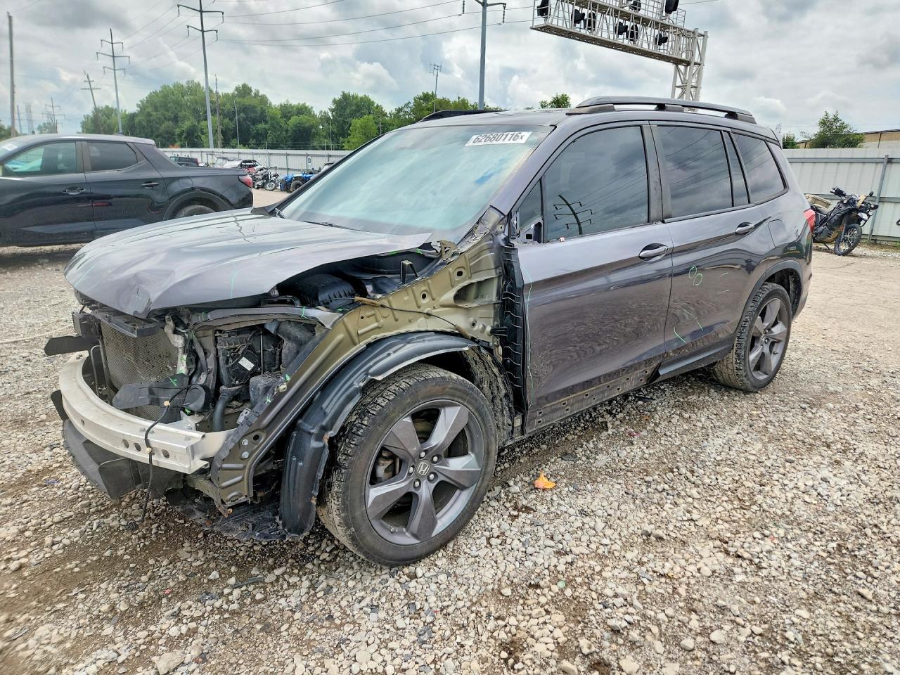 2019 Honda Passport Touring - zdjęcie główne
