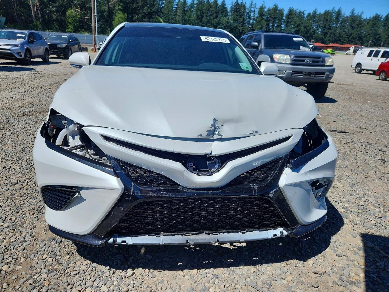 2019 Toyota Camry Xse - zdjęcie 5
