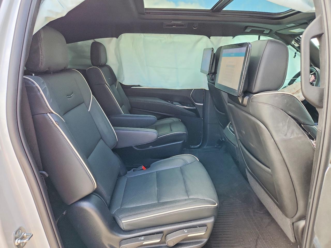 2025 Cadillac Escalade Esv Premium Luxury - zdjęcie 11
