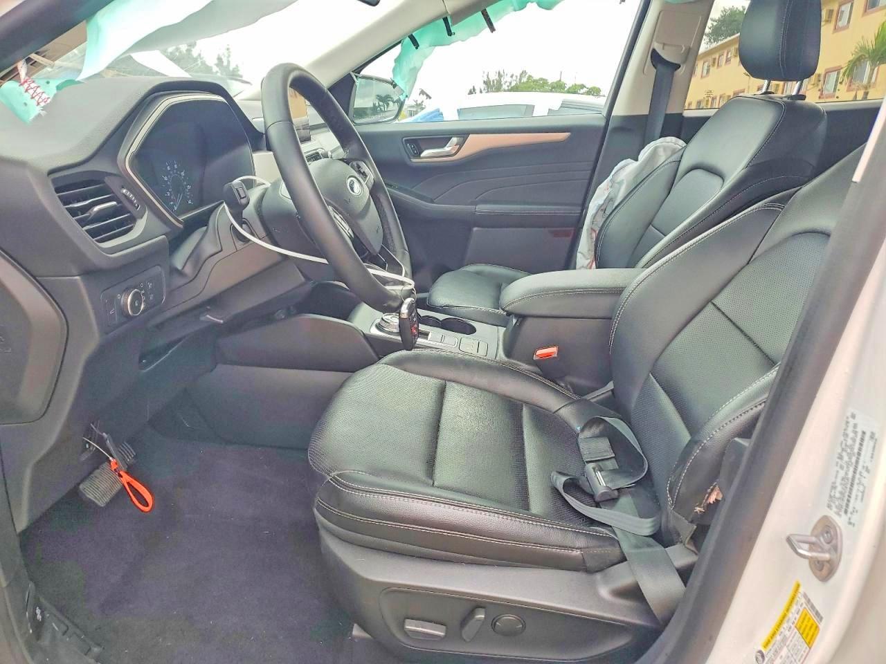 2022 Ford Escape Sel - zdjęcie 7