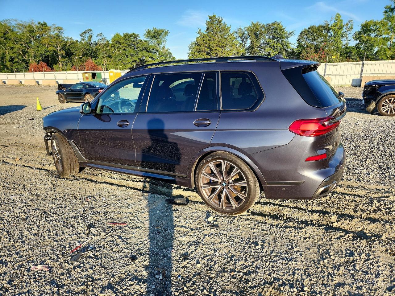 2021 BMW X7 M50I - zdjęcie 2