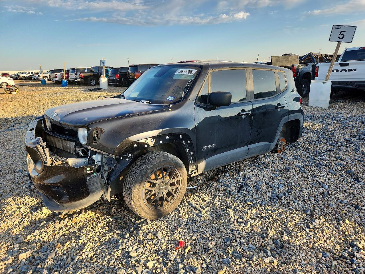 2021 Jeep Renegade Sport - zdjęcie główne