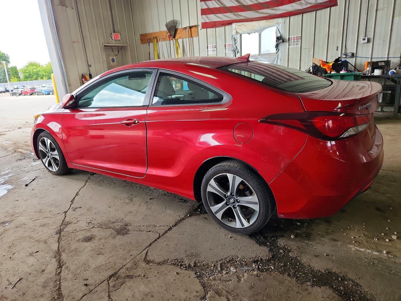 2014 Hyundai Elantra Coupe Base - zdjęcie 2