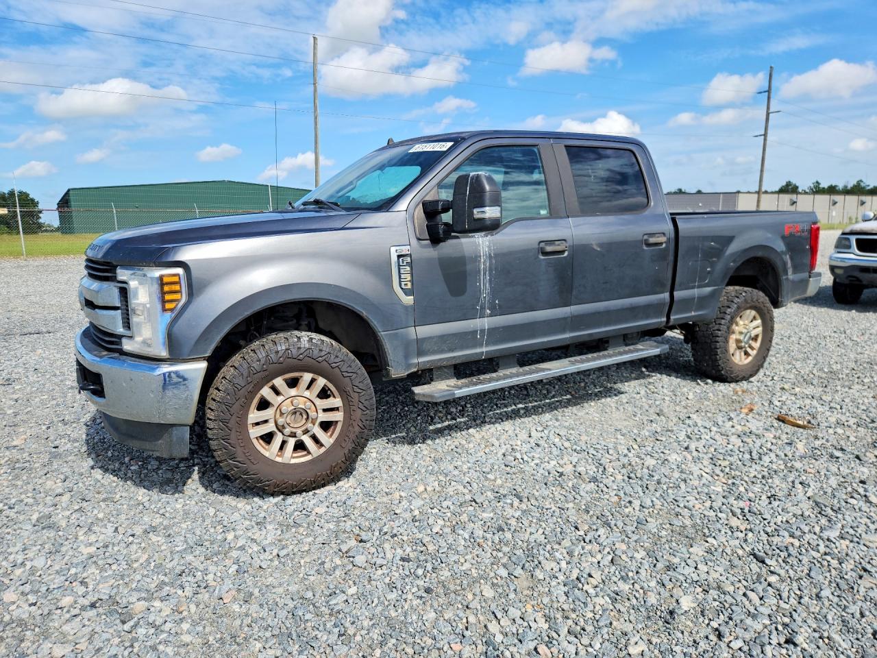 2019 Ford F250 Super Duty - zdjęcie główne