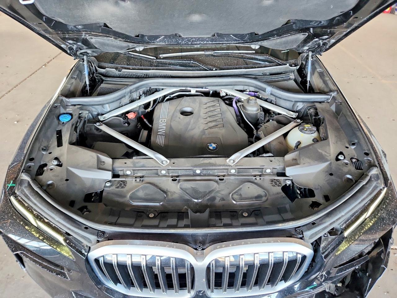 2023 BMW X7 xDrive40I - zdjęcie 12