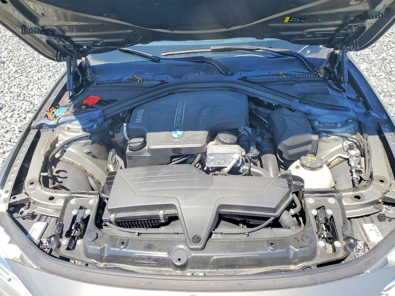 2018 BMW 320 Xi - zdjęcie 11