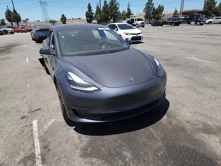 2023 Tesla Model 3 - zdjęcie 14