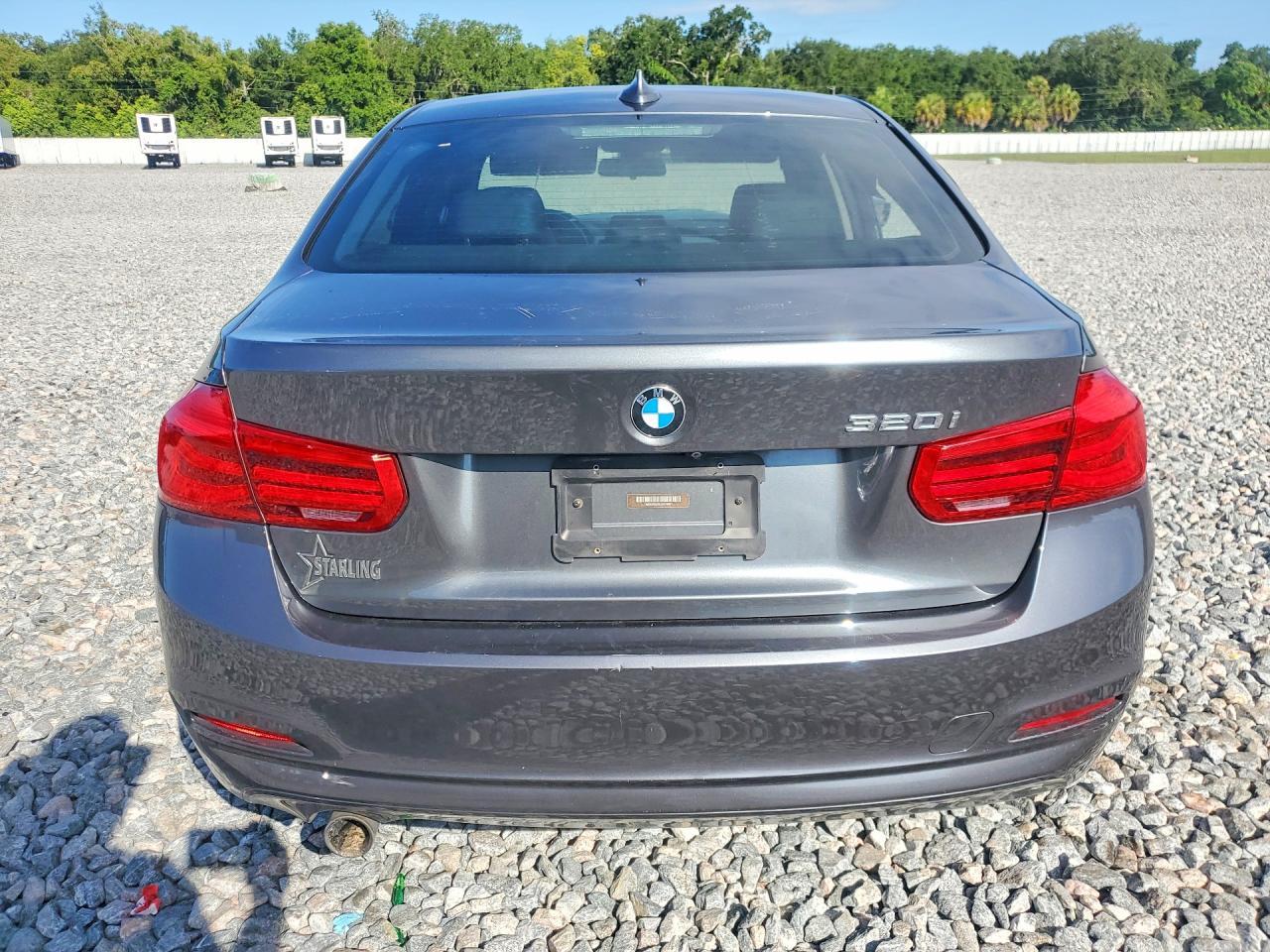2018 BMW 320 I - zdjęcie 6
