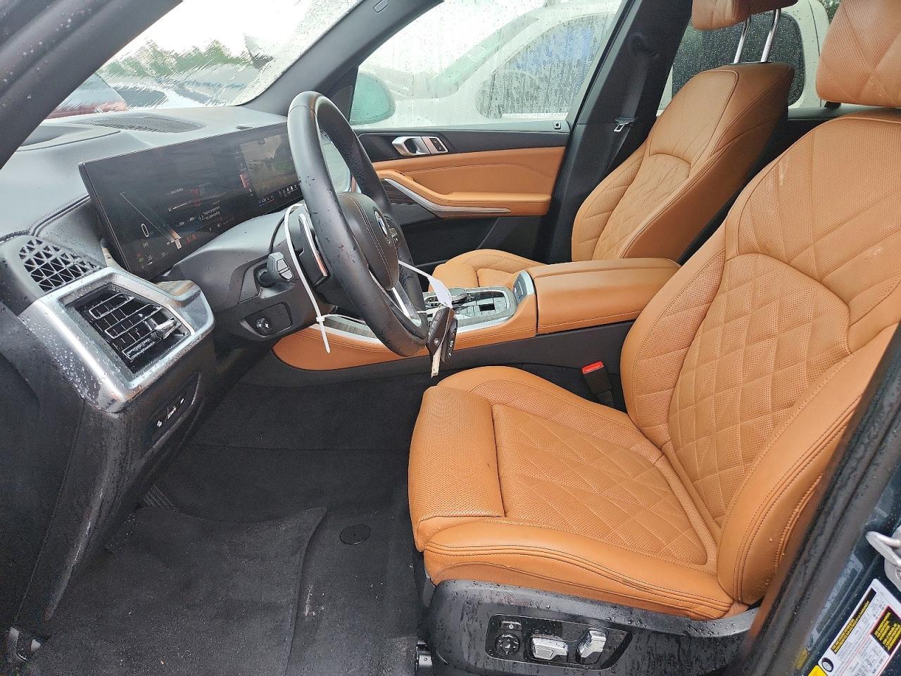 2024 BMW X5 xDrive40I - zdjęcie 7