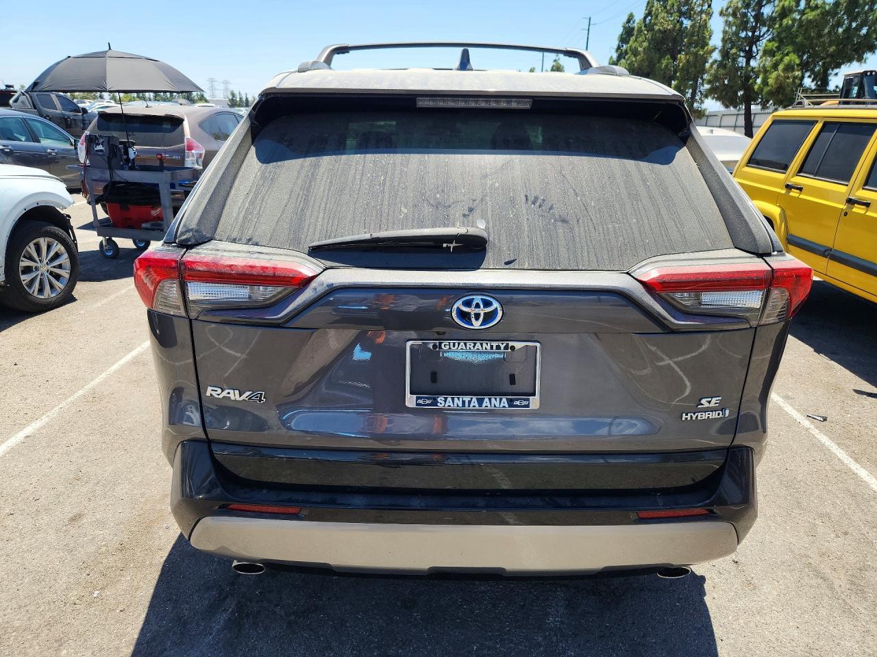 2022 Toyota Rav4 Se - zdjęcie 6