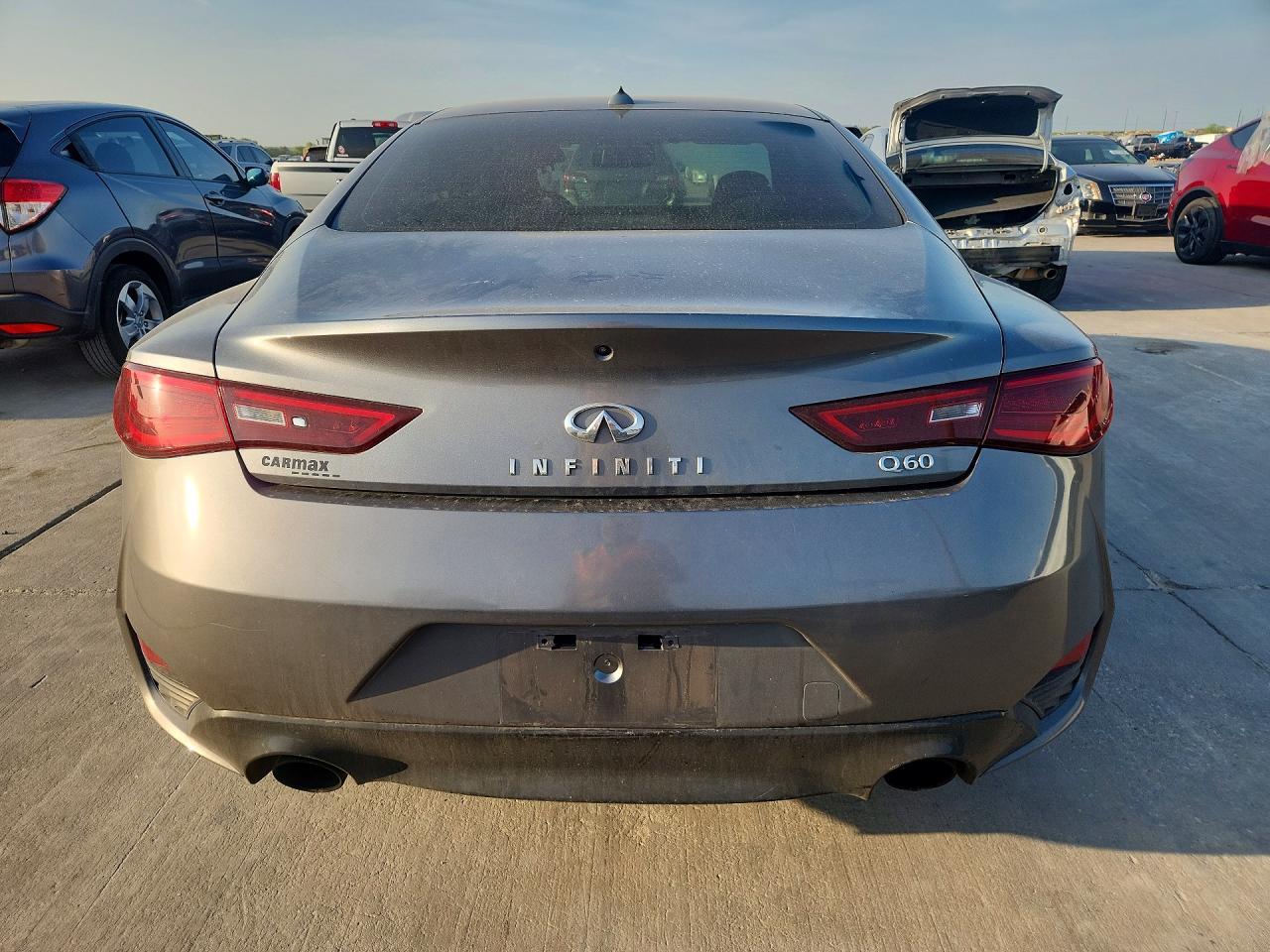 2018 Infiniti Q60 Luxe - zdjęcie 6