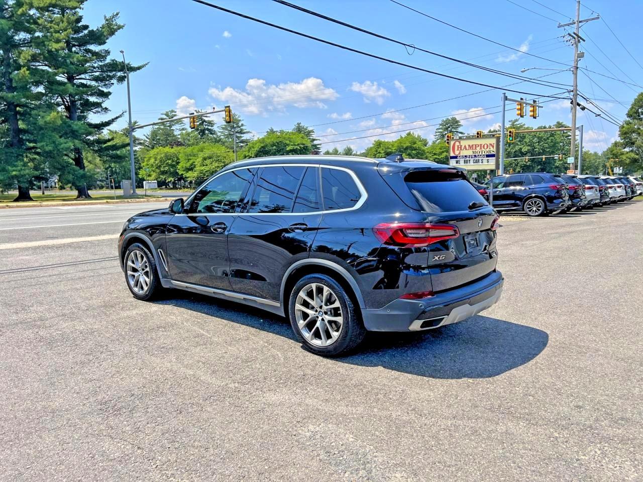 2021 BMW X5 Sdrive 40I - zdjęcie 3