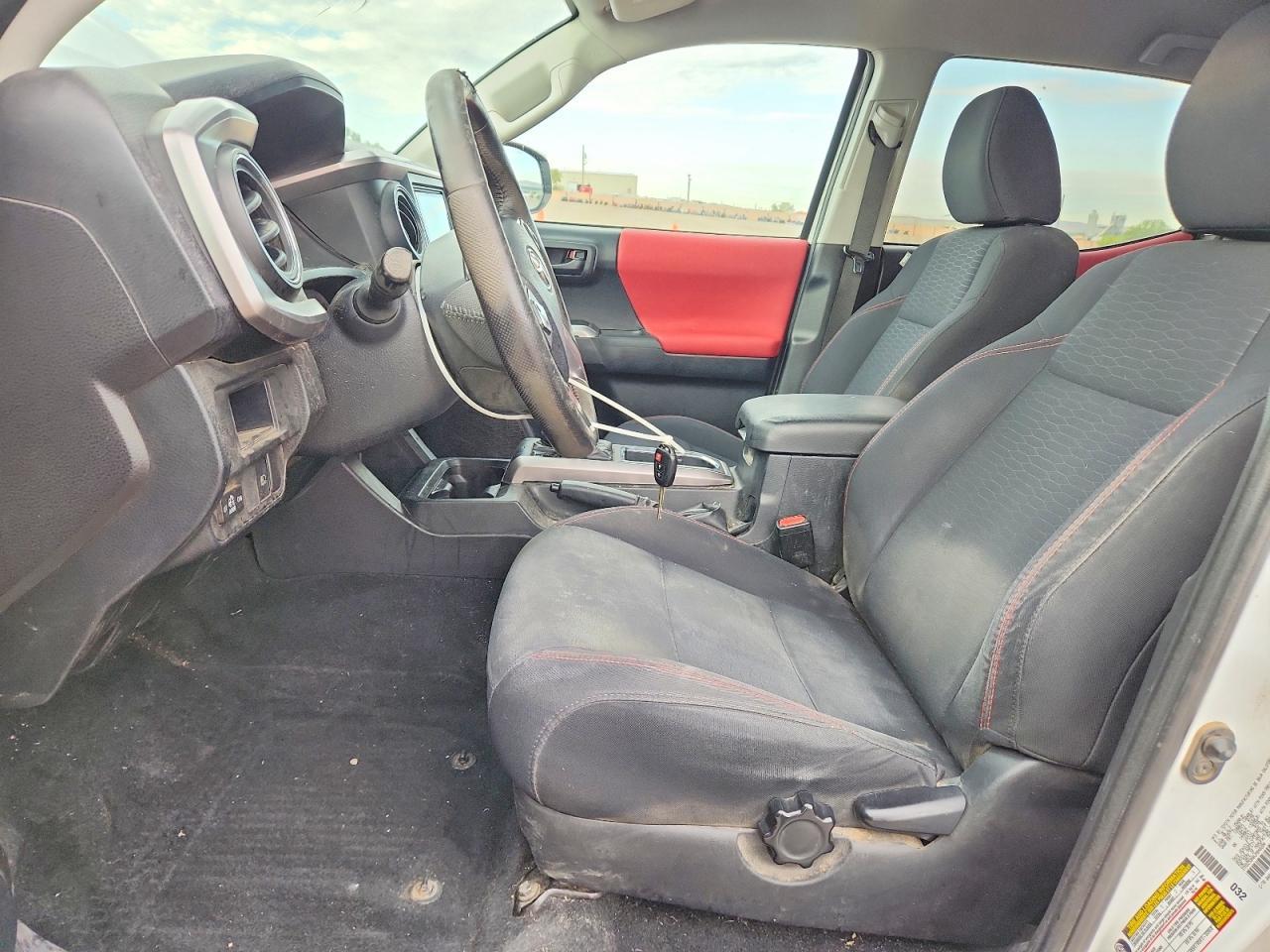2018 Toyota Tacoma Sr5 V6 - zdjęcie 7