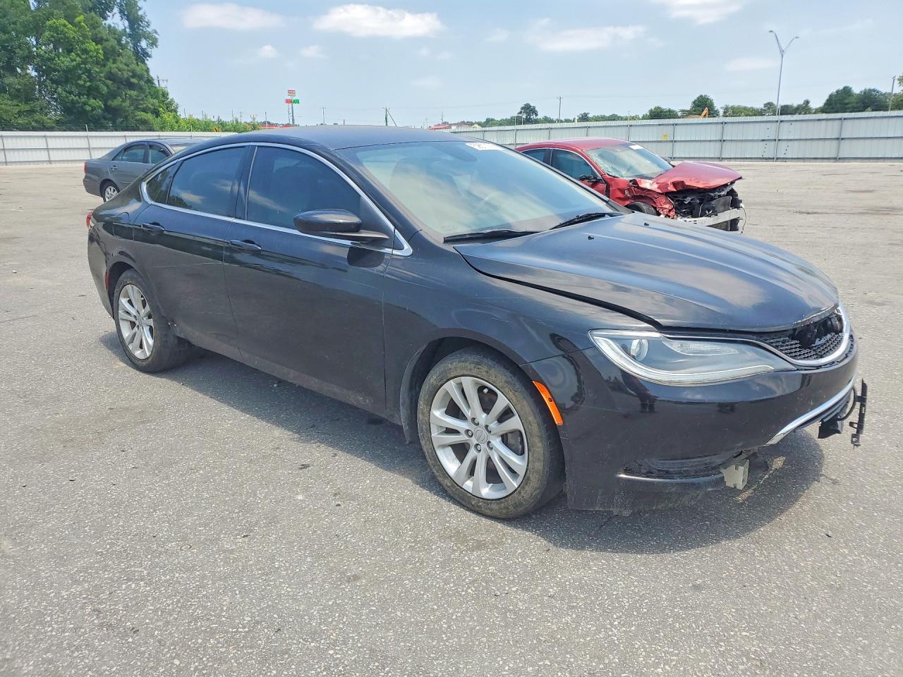 2016 Chrysler 200 Limited - zdjęcie 4