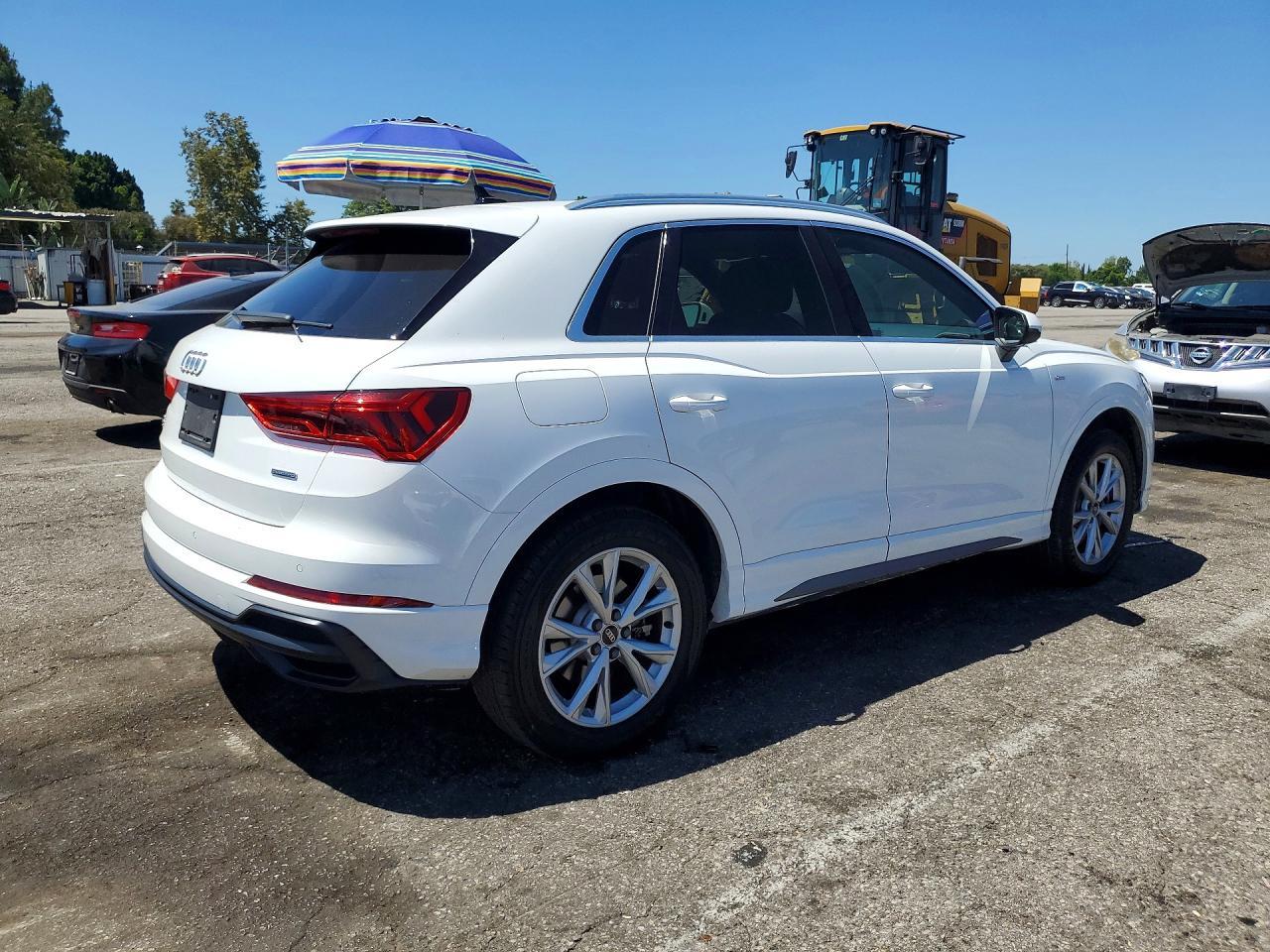 2021 Audi Q3 Premium S Line 45 - zdjęcie 3