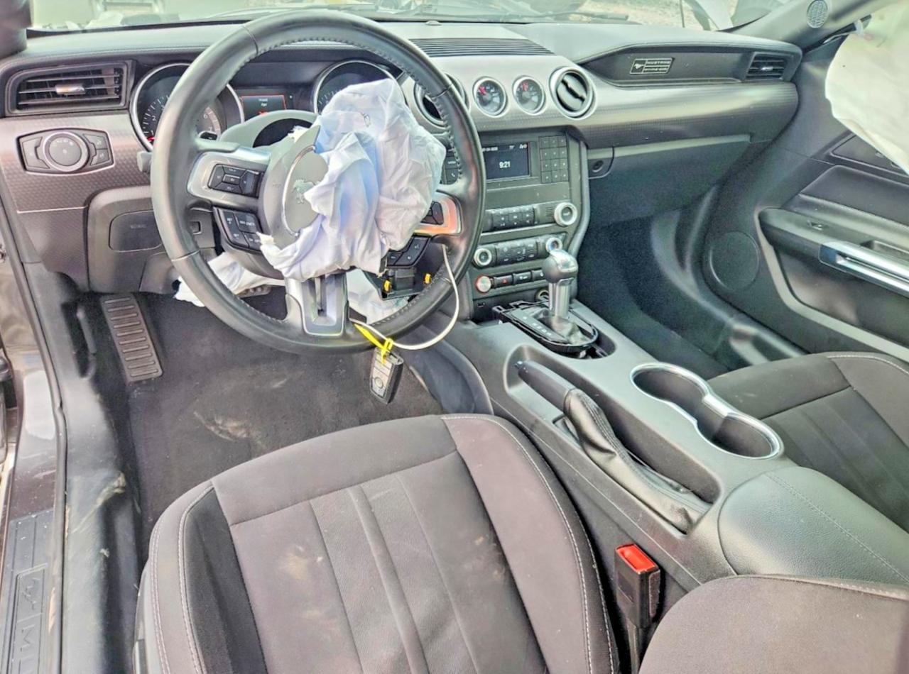 2020 Ford Mustang Gt - zdjęcie 8