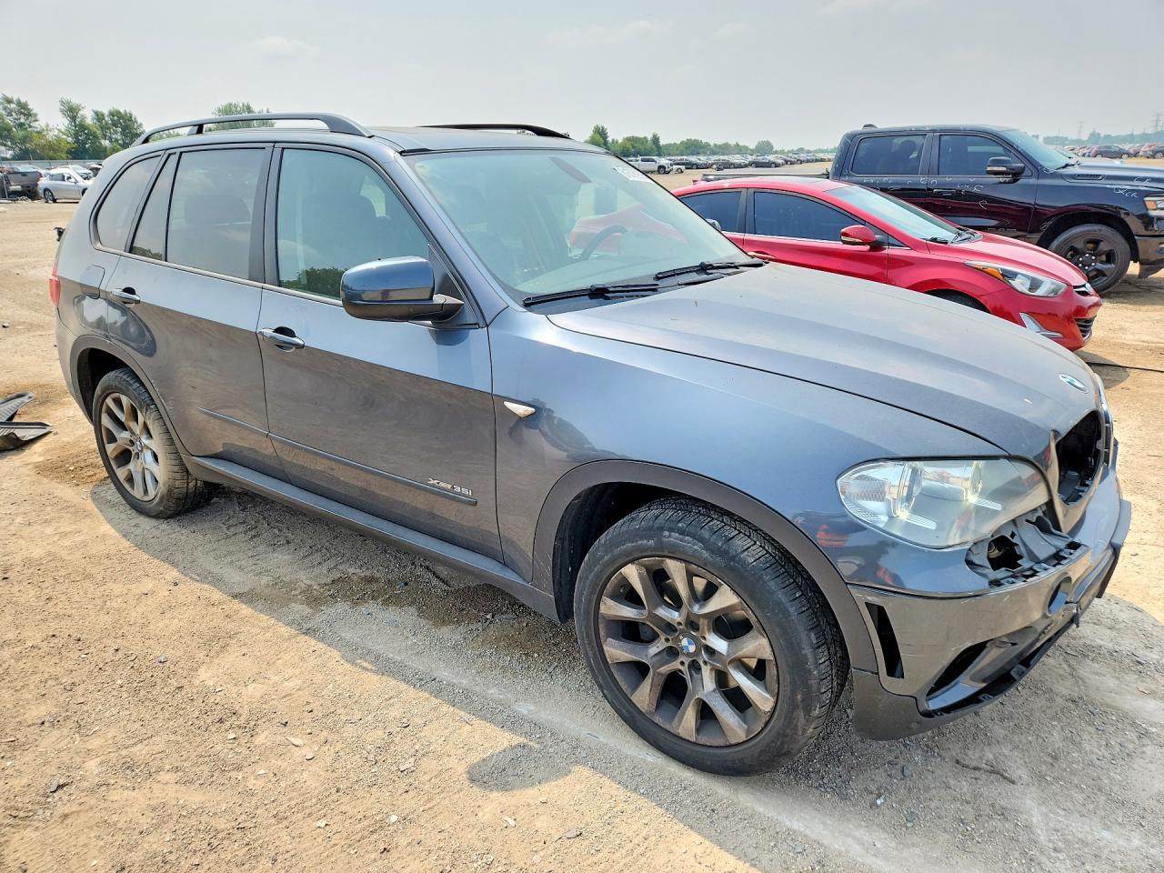 2013 BMW X5 xDrive35I - zdjęcie 4