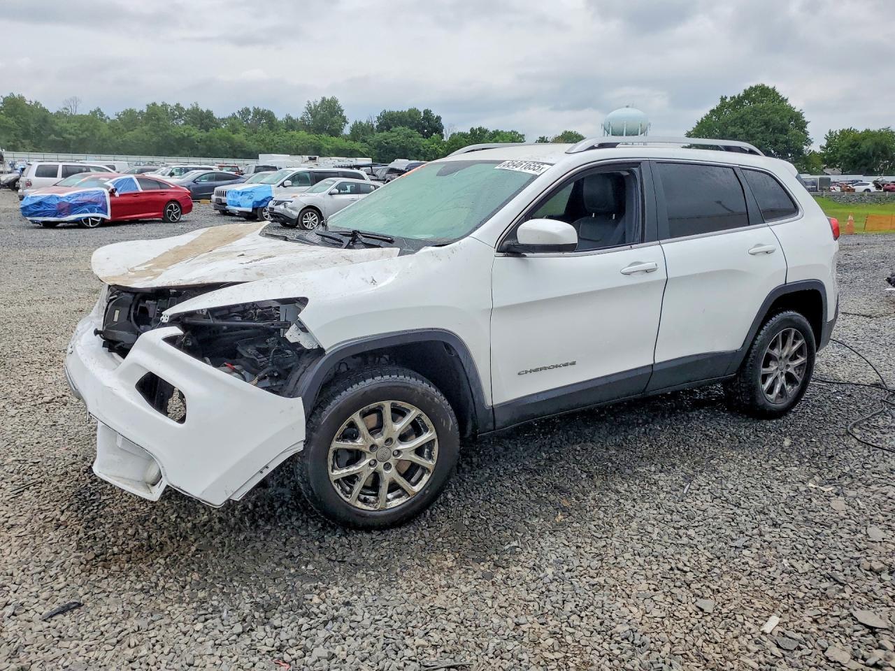 2015 Jeep Cherokee Latitude - zdjęcie główne