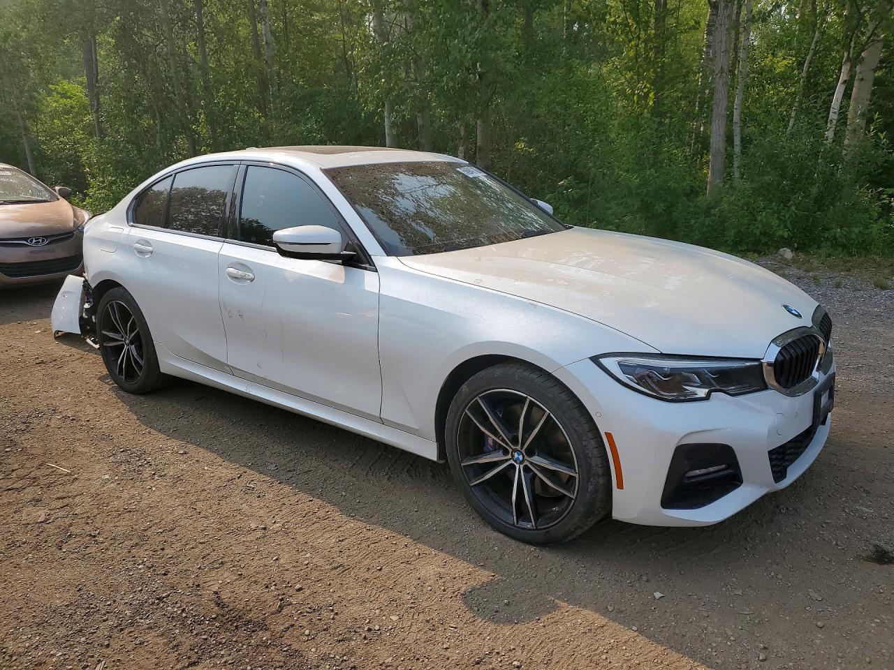 2021 BMW 330Xe - zdjęcie 4