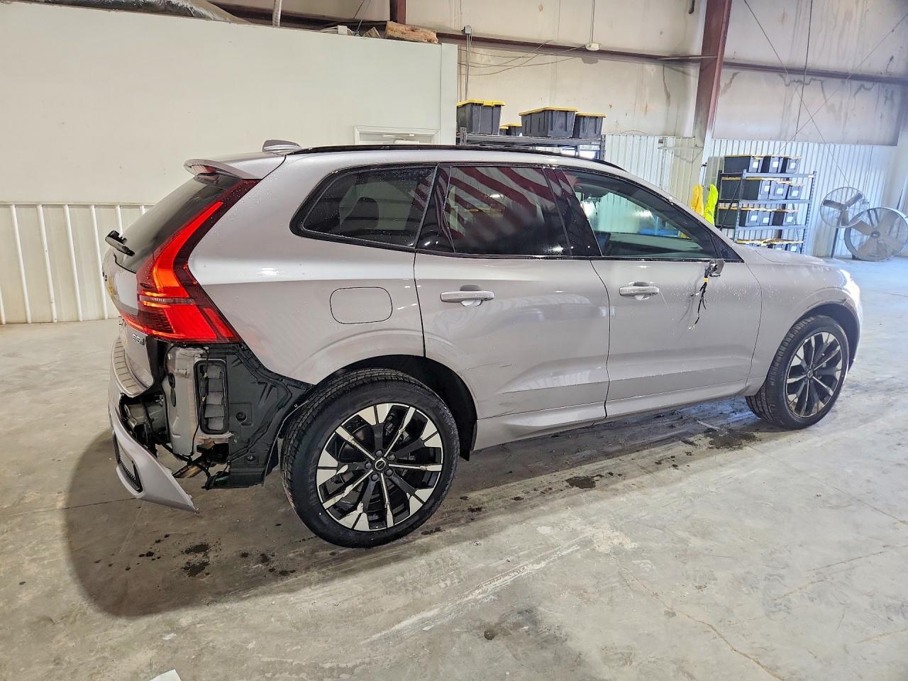 Volvo XC60 - zdjęcie 3