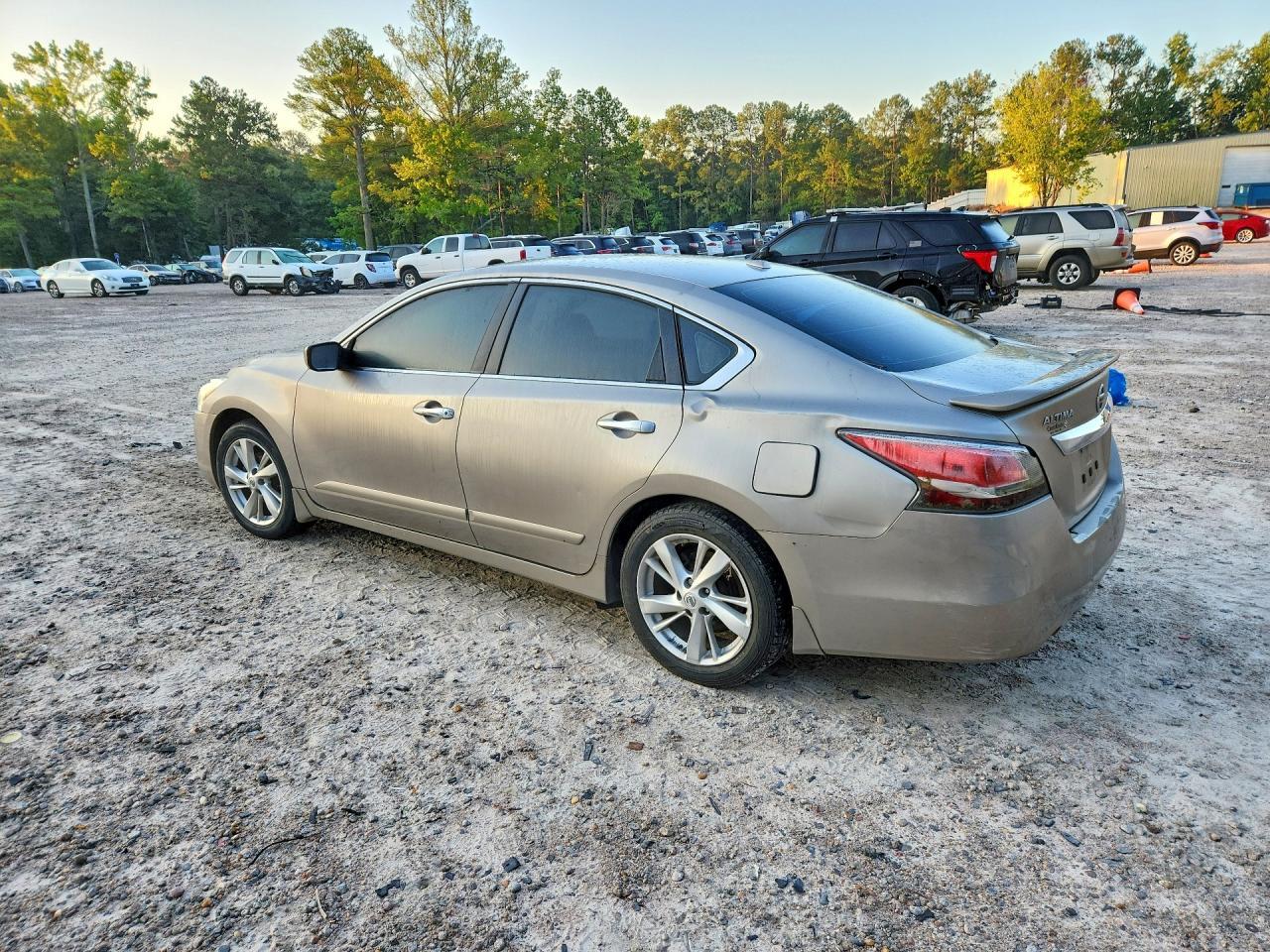 2015 Nissan Altima 2.5 Sv - zdjęcie 2